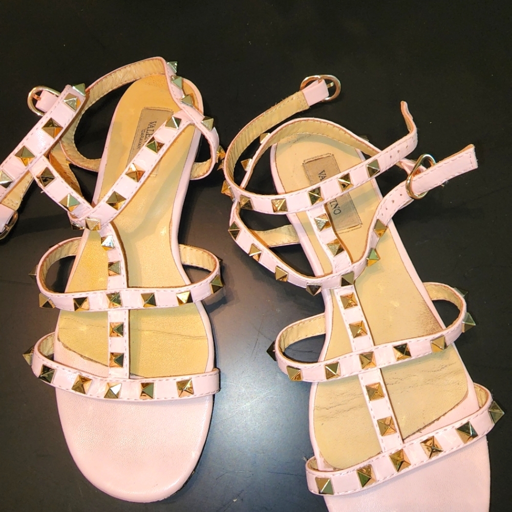 Valentino Rockstud Pink Strappy Sandals